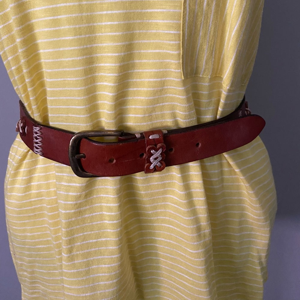 Express Woman's S Brown Leather Statement Belt 1 1/4" W 33 1/2" L Pre-Owned - Picture 3 of 6